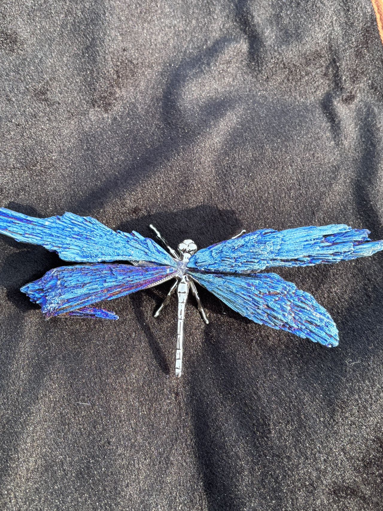 Electroplated tourmaline feather dragonfly, about 20CM each