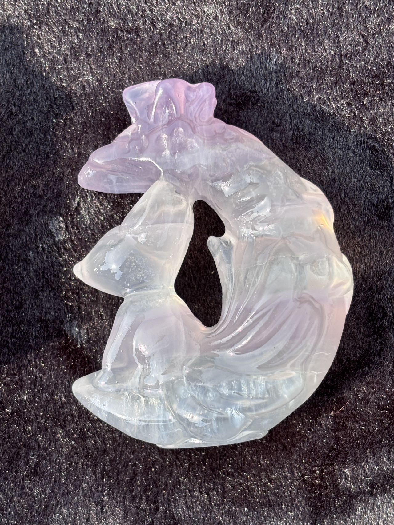 Natural fluorite colored moon fox High quality carved ice transparent nine-tailed fox