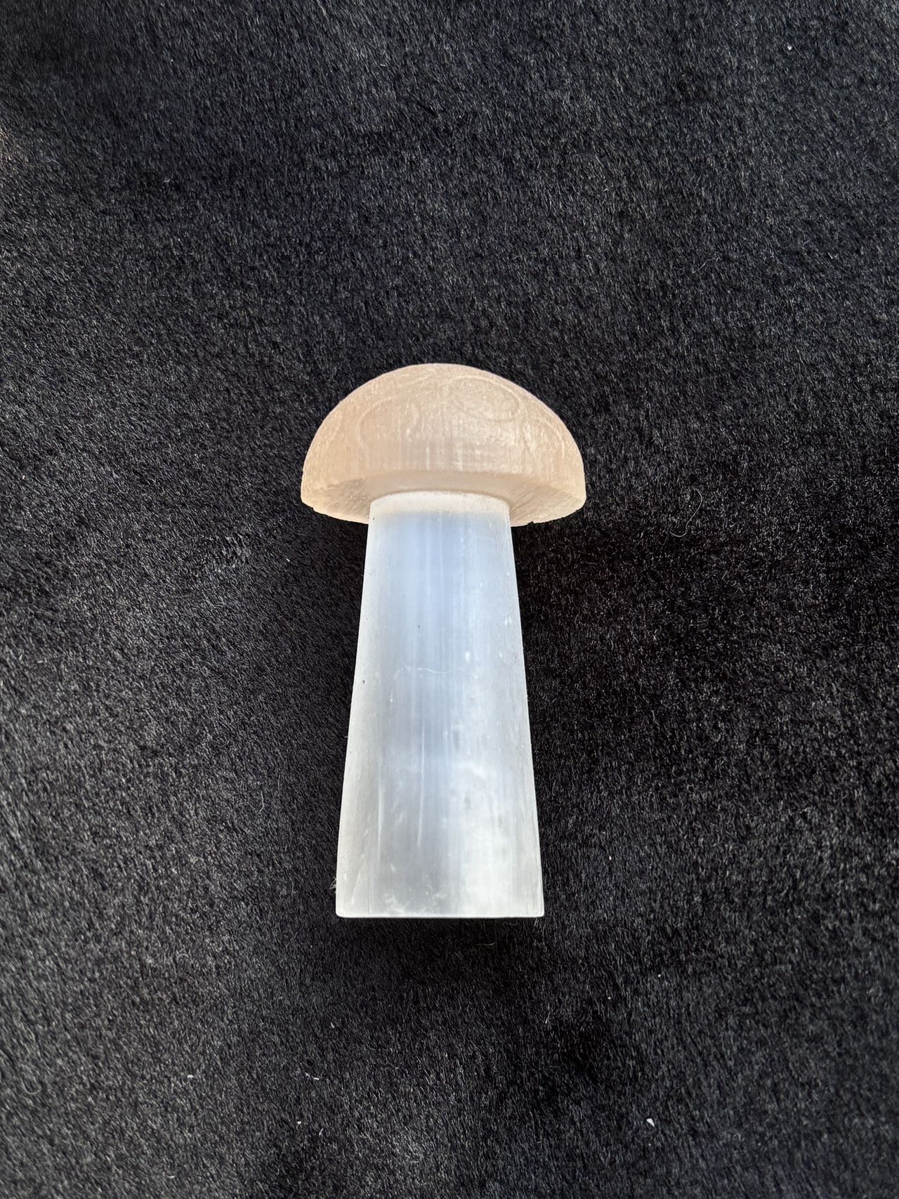 Small Mushroom，Natural Moroccan transparent plaster ornaments，63g